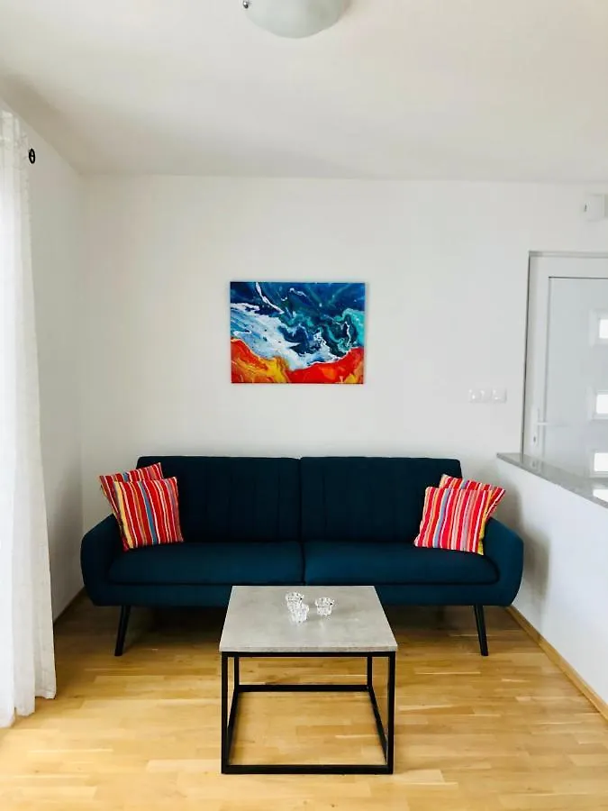 Villa Dani Sea & Pool Apartments Trogir