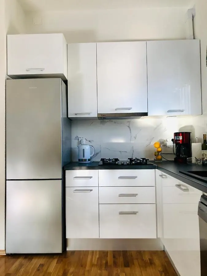 Villa Dani Sea & Pool Apartments Trogir