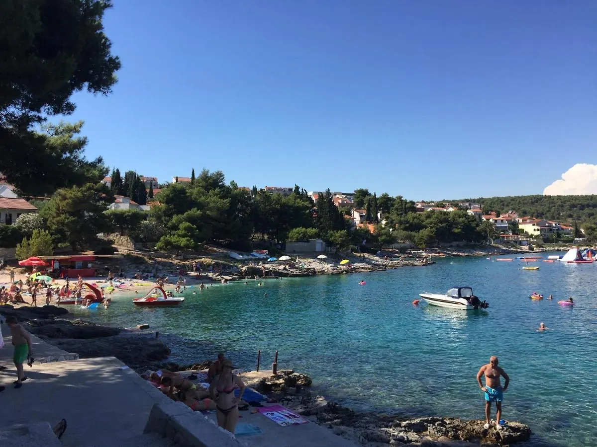 Villa Dani Sea & Pool Apartments Trogir Croatia