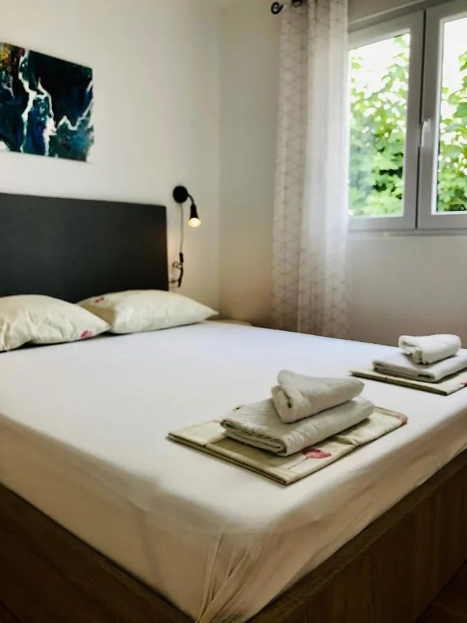 Villa Dani Sea & Pool Apartments Trogir