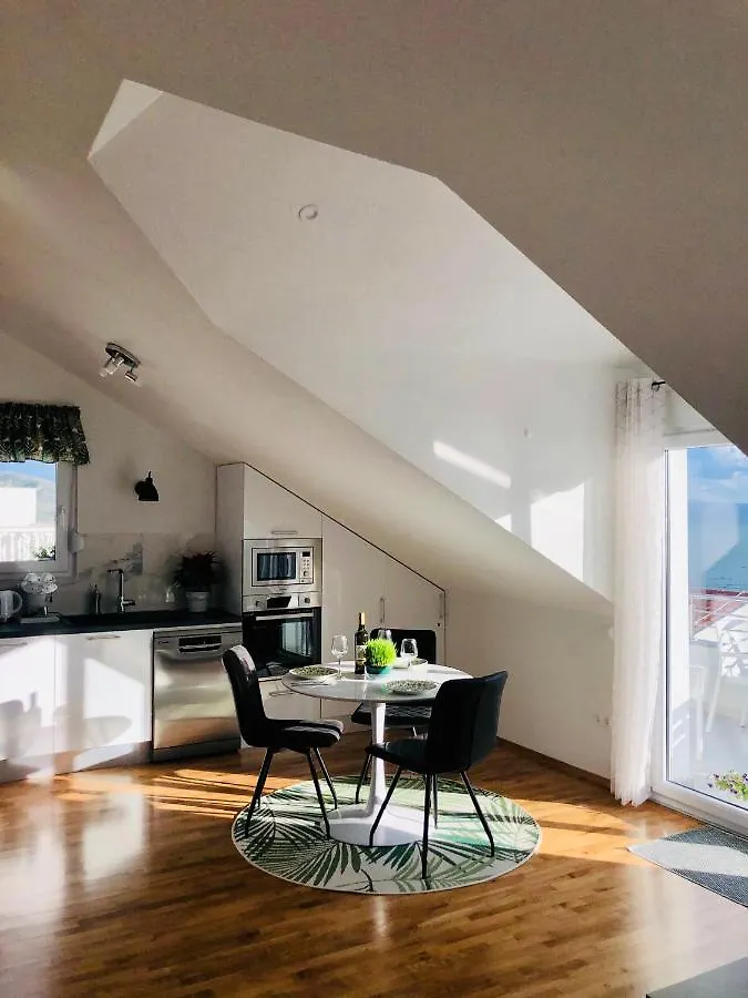 Villa Dani Sea & Pool Apartments Trogir