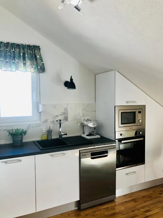 Villa Dani Sea & Pool Apartments Trogir