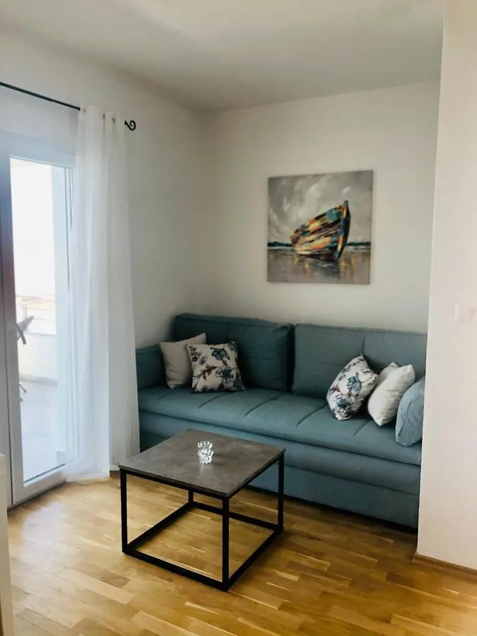 Villa Dani Sea & Pool Apartments Trogir 0*,  Croatia