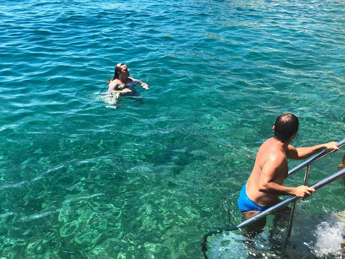 Villa Dani Sea & Pool Apartments Trogir