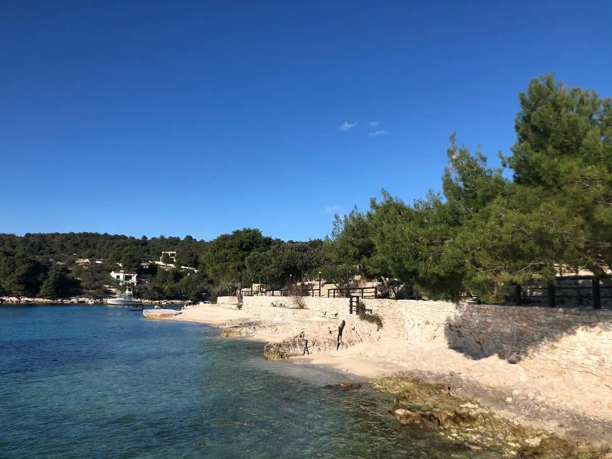 Villa Dani Sea & Pool Apartments Trogir 0*,